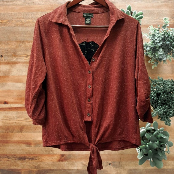 Wet Seal Tops - Wet Seal Lace Skull Back Quarter Sleeve Top XL